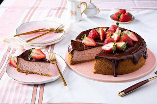 Chocolate Covered Strawberry Cheesecake