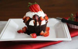 Strawberry-shortcake-brownie-cupcakes
