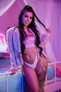 Girl2