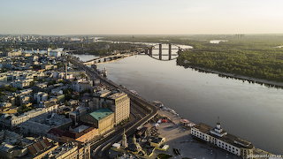 Poshtova square and Podilskyi Metro Bridge by Yuriy Buriak