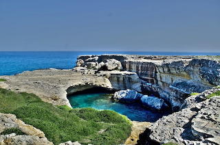 Poetry's cave
