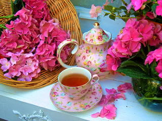 Tea and flowers