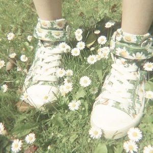 ~⨇🌱⨈