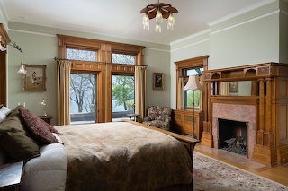 Elegant bedroom