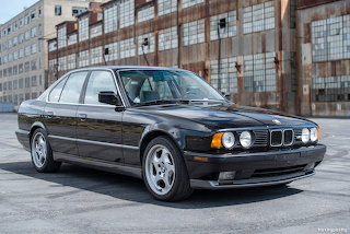 BMW M5 e34
