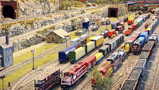 Mountain Lionel Railyard