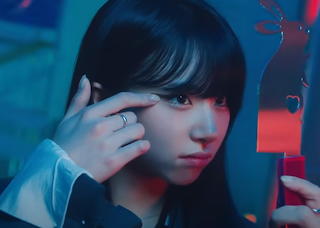 TWICE "Talk that Talk" M/V