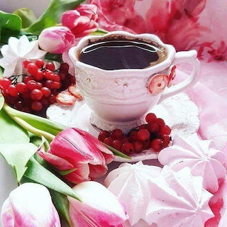 + Tea, Berries & Flowers